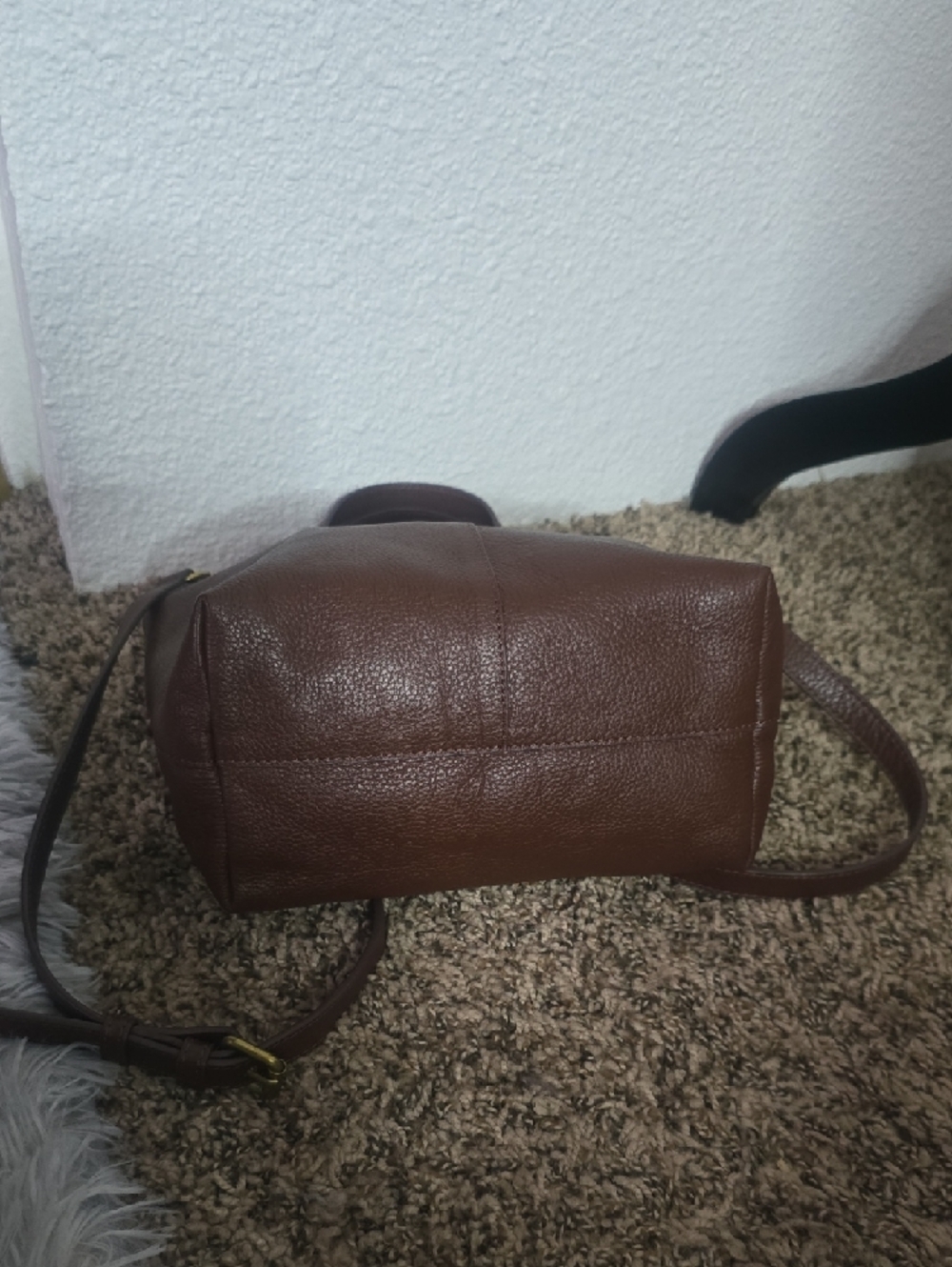 Lucky Brand Dark Brown & Gold Hardware 100% Leather Small Crossbody Bag (EUC)✨️ - Picture 8 of 13